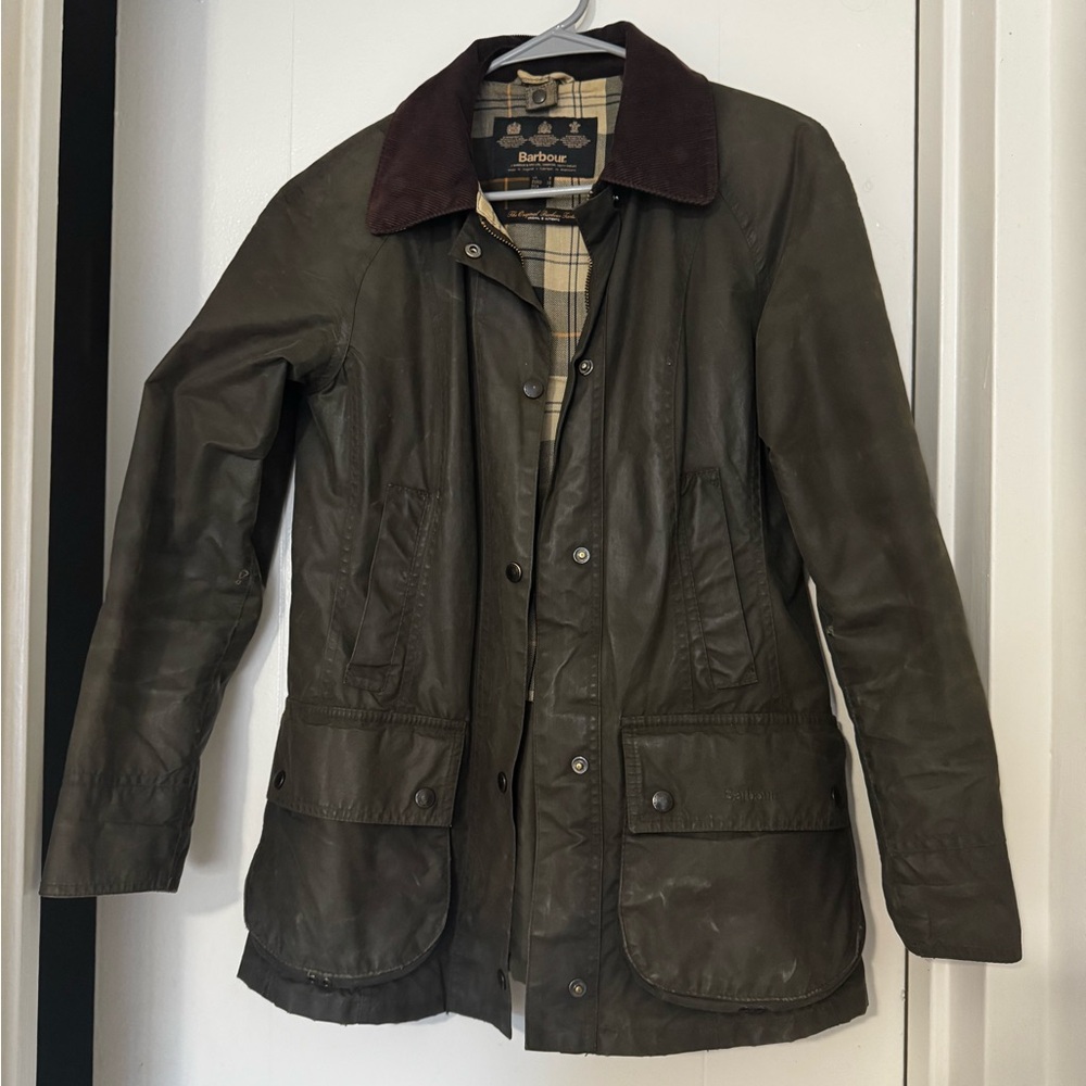 Barbour Women’s Beadnell Olive Jacket